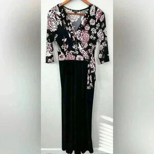 Roz & Ali black floral jumpsuit